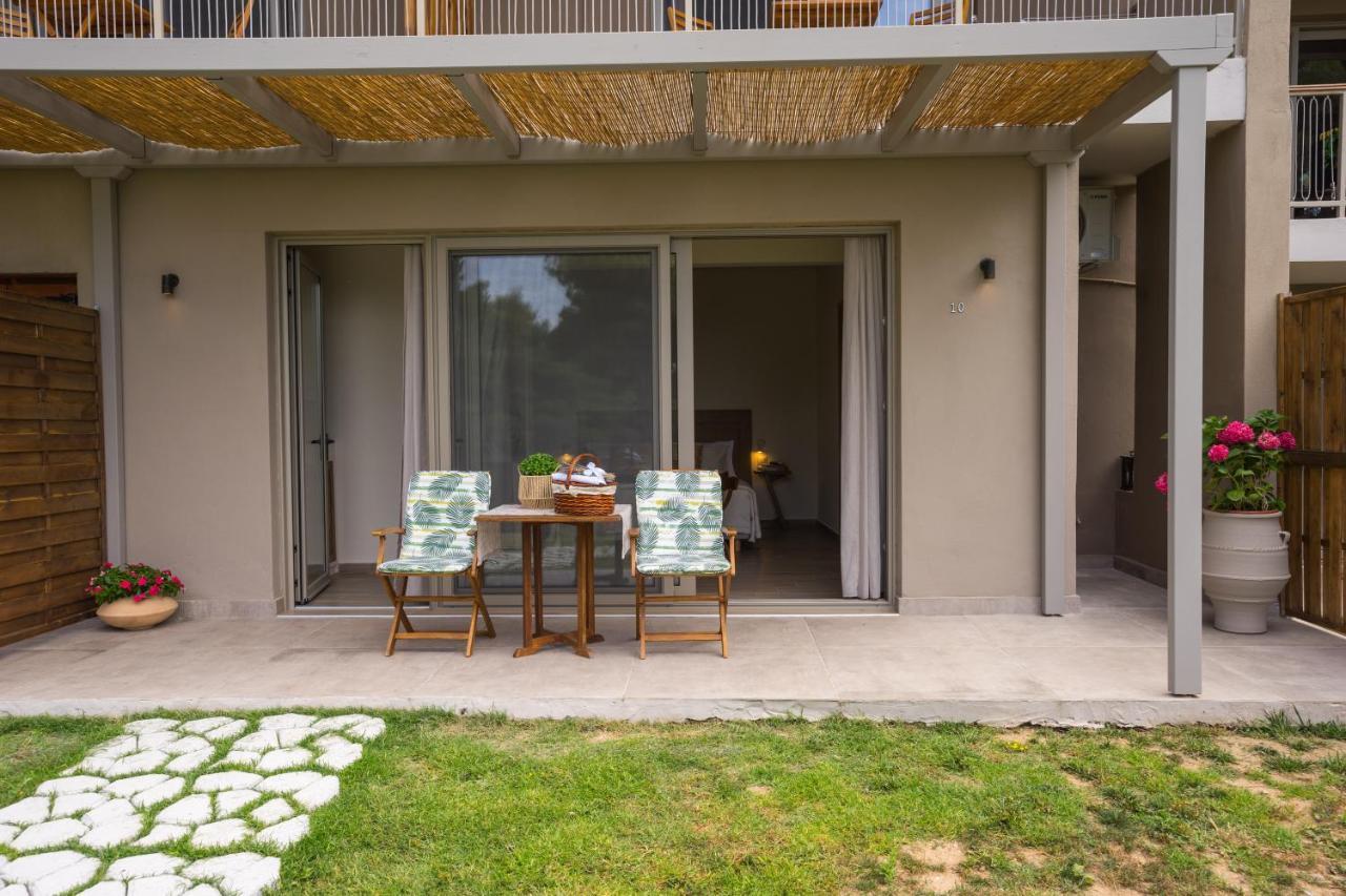 Forest Resort Suites Skiathos ตรูโลส ภายนอก รูปภาพ