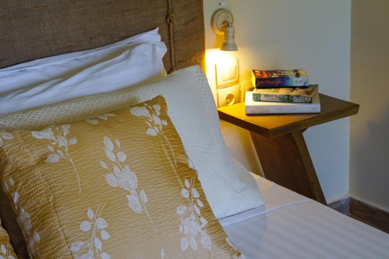 Forest Resort Suites Skiathos ตรูโลส ภายนอก รูปภาพ