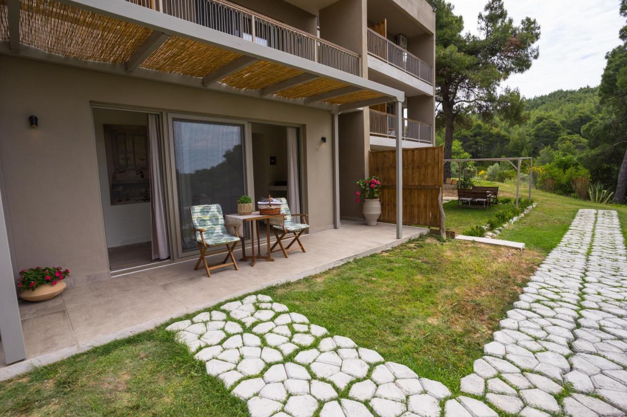 Forest Resort Suites Skiathos ตรูโลส ภายนอก รูปภาพ
